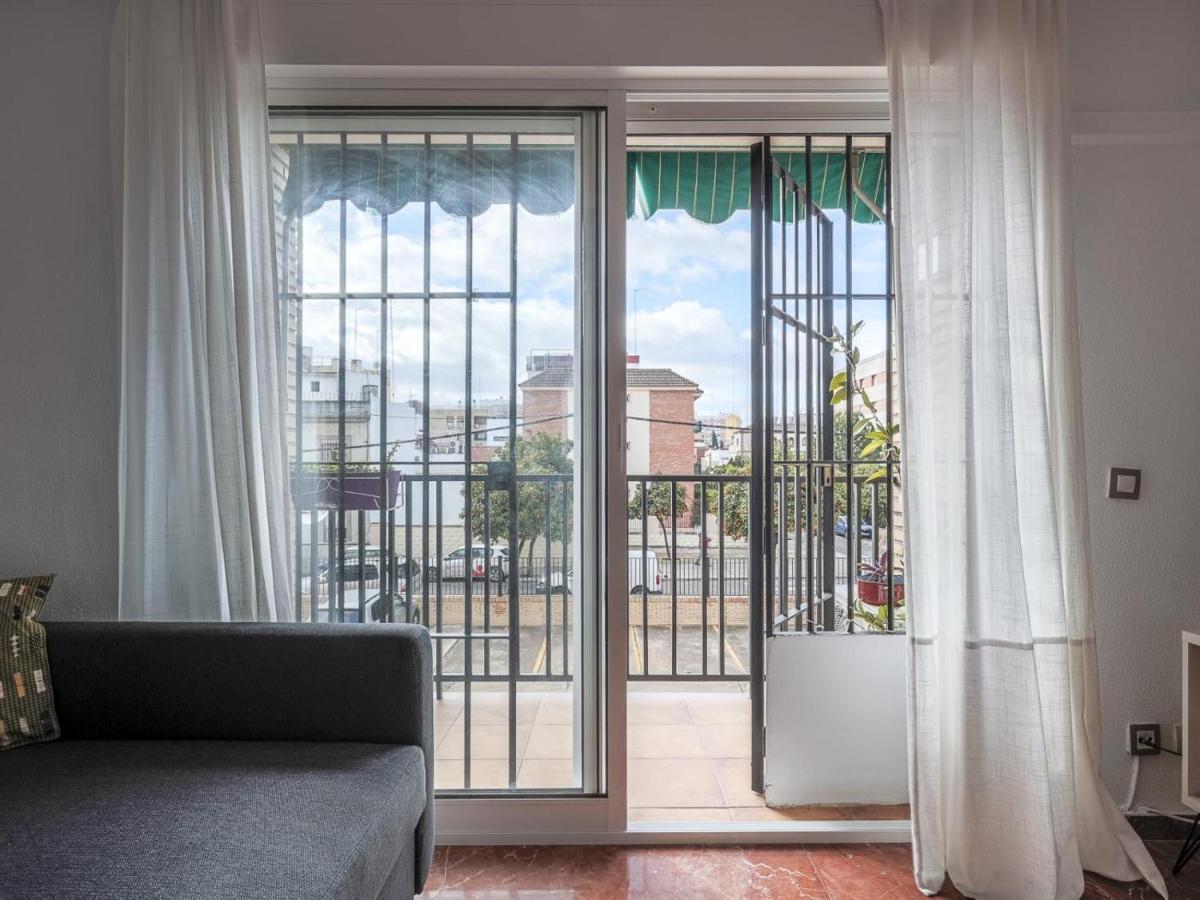 Elegante Apt Luminoso Y Tranquilo De 2 Hab Sevilla Wifi-Ful Parking Inc エクステリア 写真